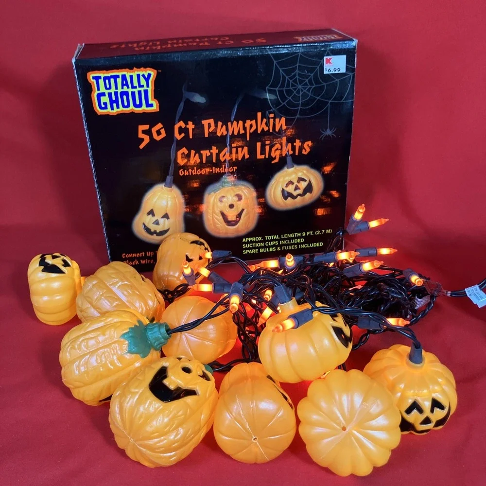 1 - Totally Ghoul 50 Curtain Lights W/ 10 Jack O Lantern Pumpkins / 9 Ft / Flaw